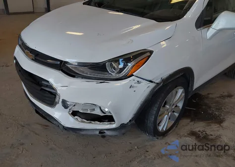 2017 Chevrolet Trax Premier z USA, uszkodzony, nr VIN 3GNCJRSB8HL287588